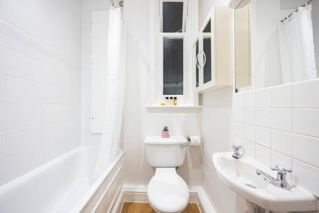 Stylish Studio In Leicester Square London Eksteriør billede